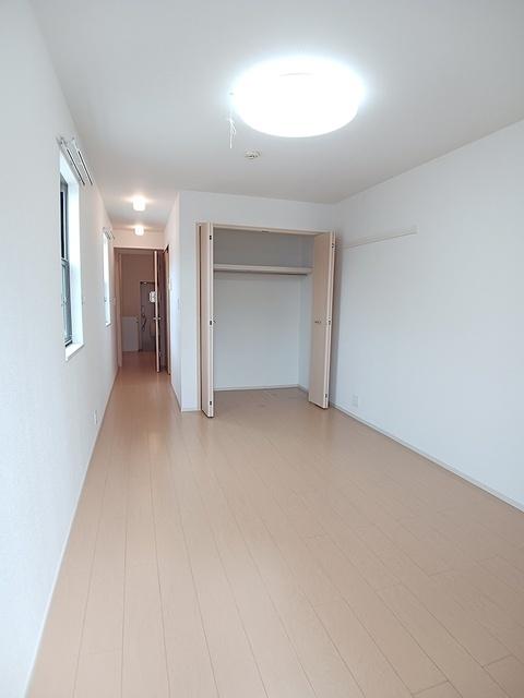 サンライズ　オアシス（102） 室内