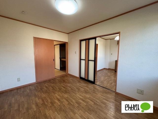 ＭＫアーク10 室内