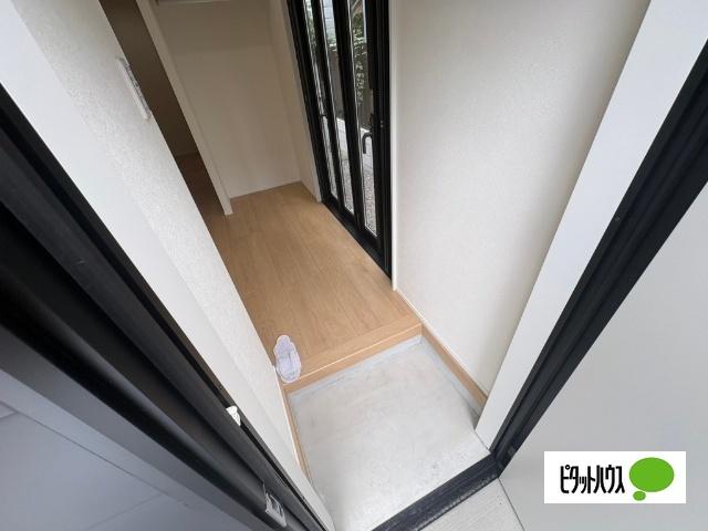 野洲市栄一戸建 玄関
