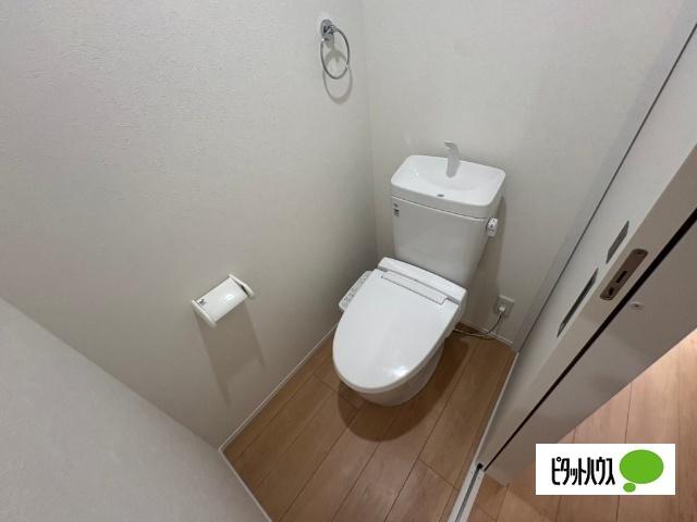 野洲市栄一戸建 トイレ