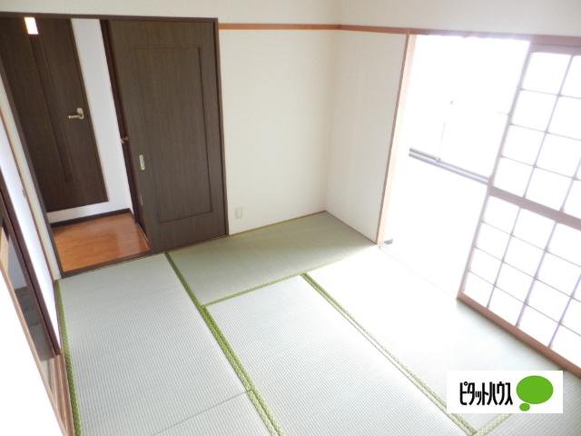 近江八幡市西本郷町東マンション 室内