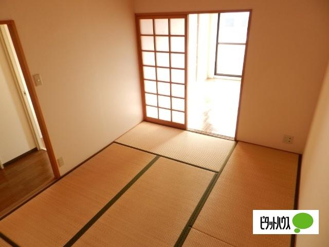 近江八幡市桜宮町マンション 室内