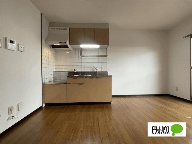野洲市市三宅マンション キッチン