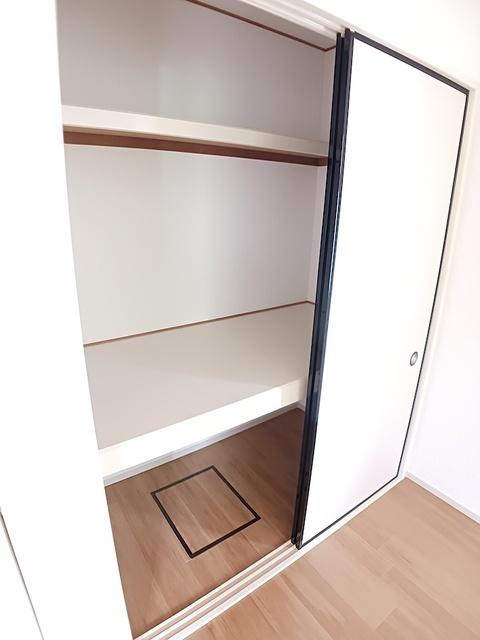 プロパティカオルⅡ−Ａ（A102） 収納