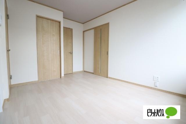 近江八幡市玉木町アパート リビング