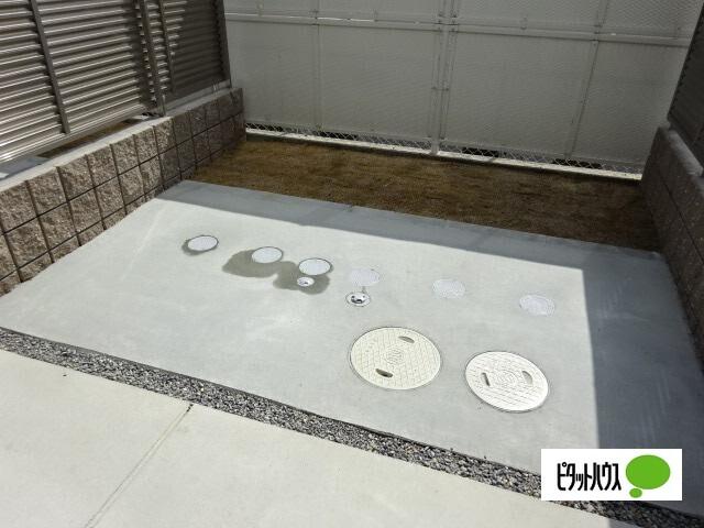 野洲市北野マンション 庭