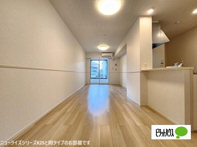 近江八幡市堀上町アパート リビング