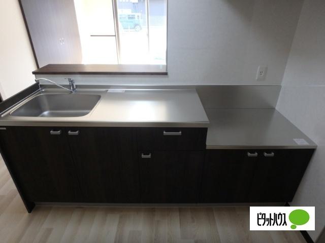 野洲市行畑マンション キッチン