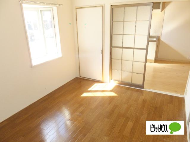 近江八幡市出町アパート リビング