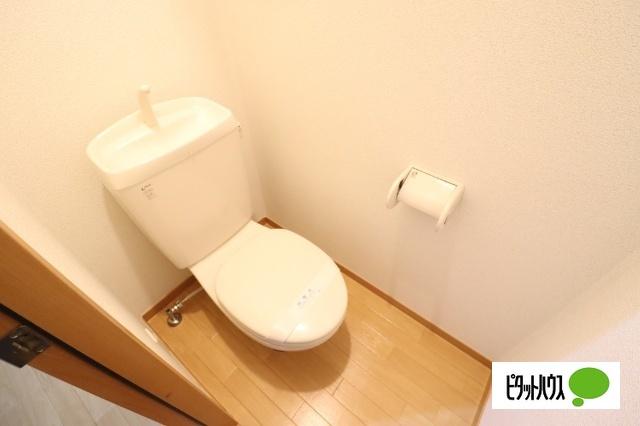 近江八幡市中村町アパート トイレ