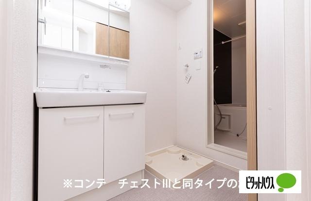 野洲市市三宅アパート 洗面