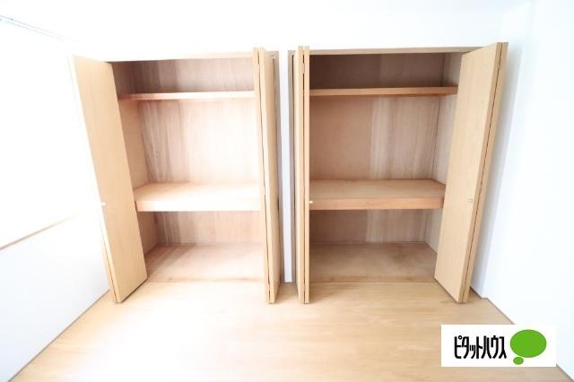 近江八幡市多賀町アパート 収納