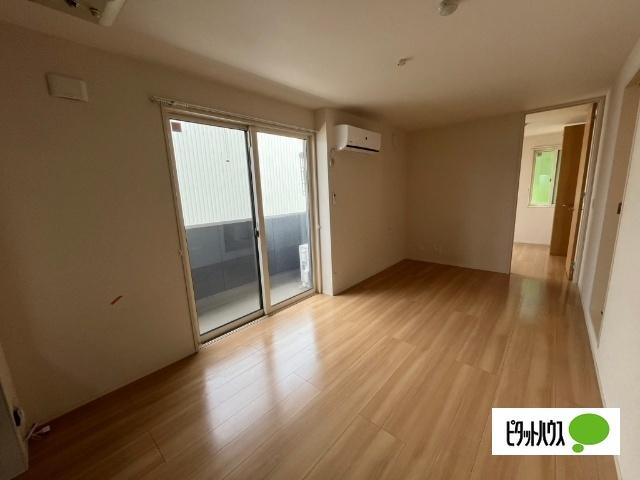 野洲市妙光寺アパート リビング