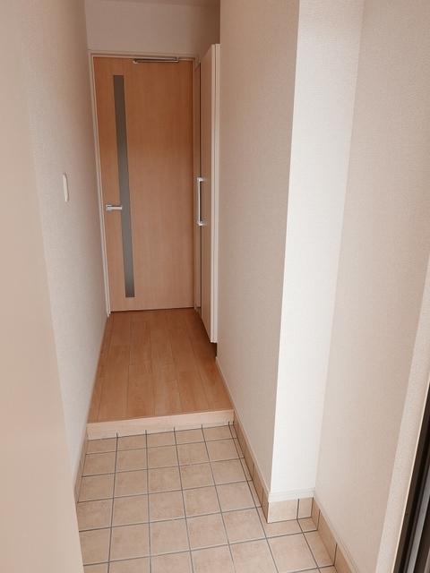 パラシオⅡ（102） 玄関