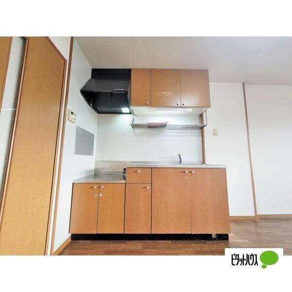 野洲市冨波乙マンション キッチン