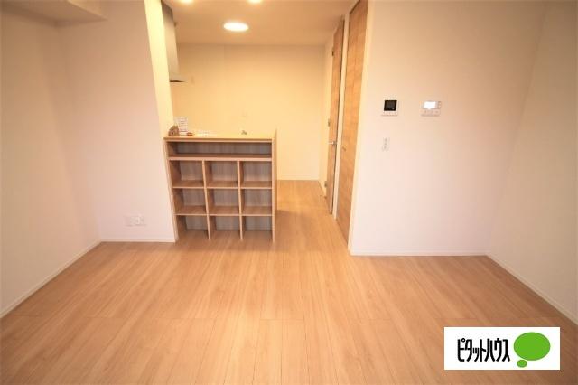 ベルコート川崎（105） リビング