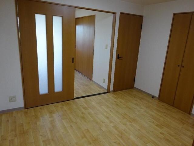 長浜市大辰巳町マンション 室内