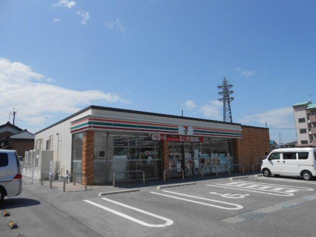 セブンイレブン国道八幡東店様：1100m