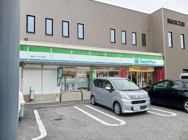 ファミリーマート三ツ矢元町店様：750m