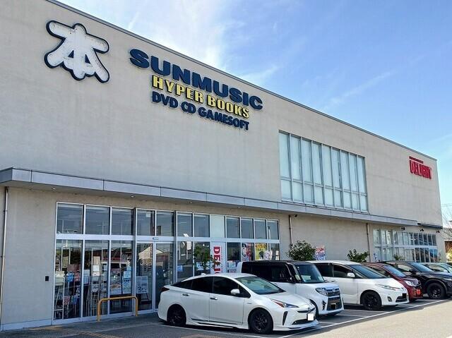 HYPERBOOKS八日市店様：180m
