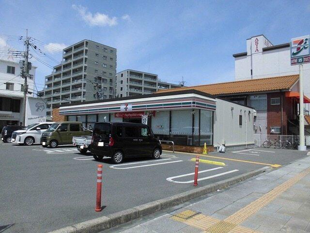 セブンイレブン八日市上之店様：500m