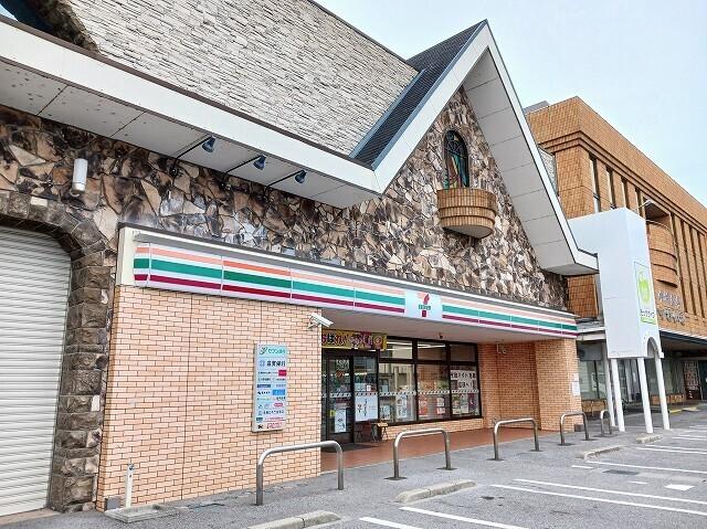 セブンイレブン北中学校前店様：430m