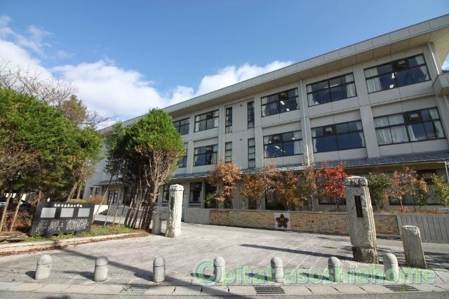 長浜市立長浜小学校：1002m