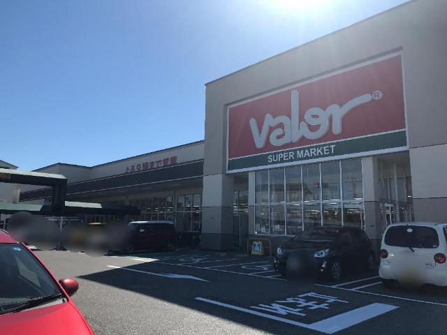 バロー八日市店：682m