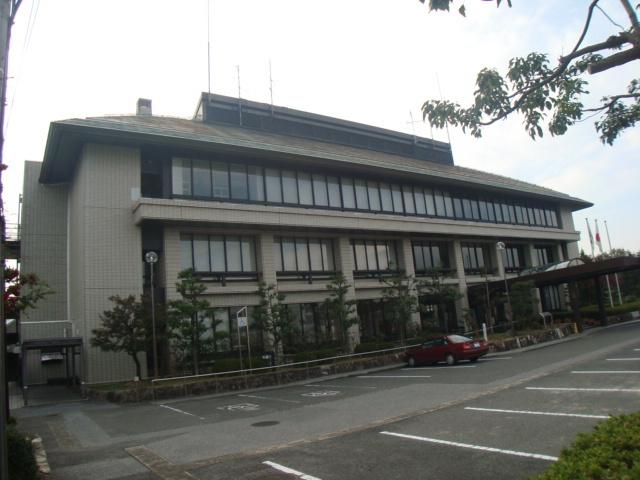 湖東支所：1300m