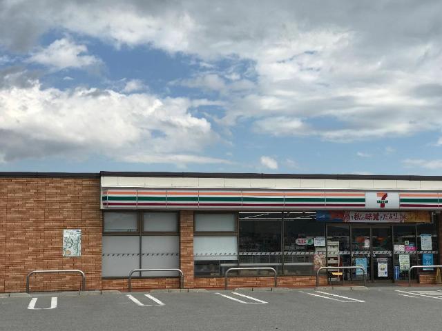 セブンイレブン伊吹春照店：2804m