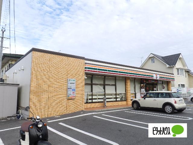 セブンイレブン近江八幡駅南店：695m