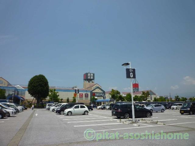 西友長浜楽市店：365m