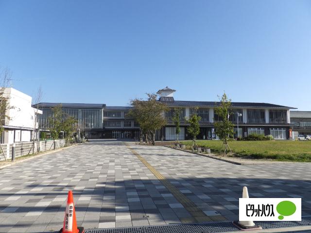 近江八幡市立金田小学校：1309m