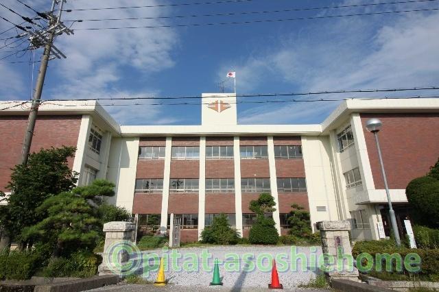 長浜市立南郷里小学校：1639m