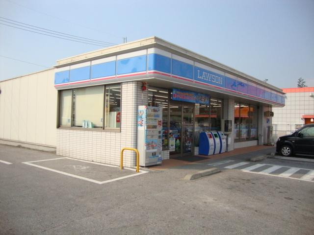 コンビニ：800m