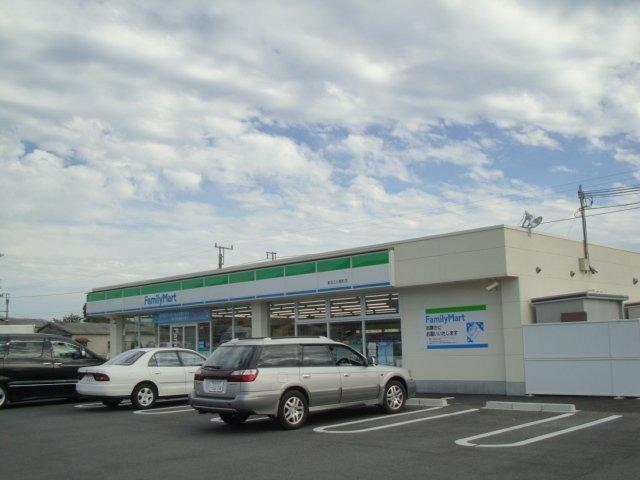 ファミリーマート八日市ひばり丘店：512m