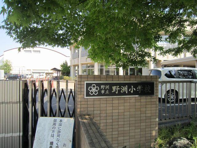 野洲市立野洲小学校：1480m