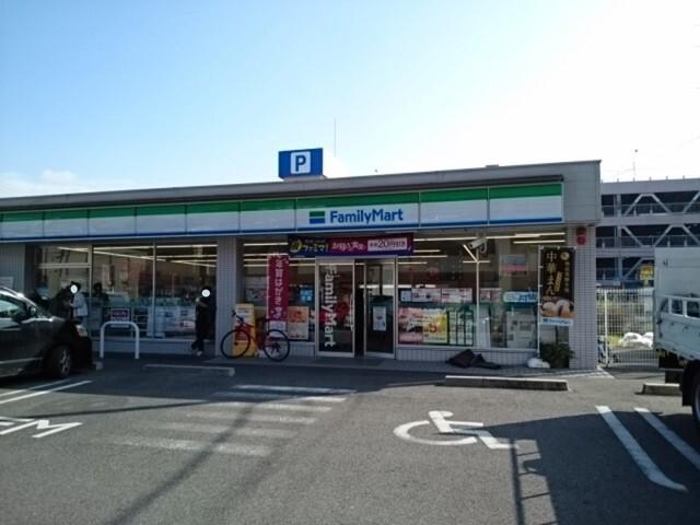 ファミリーマート近江八幡鷹飼店：700m