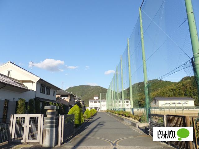 近江八幡市立安土中学校：1114m