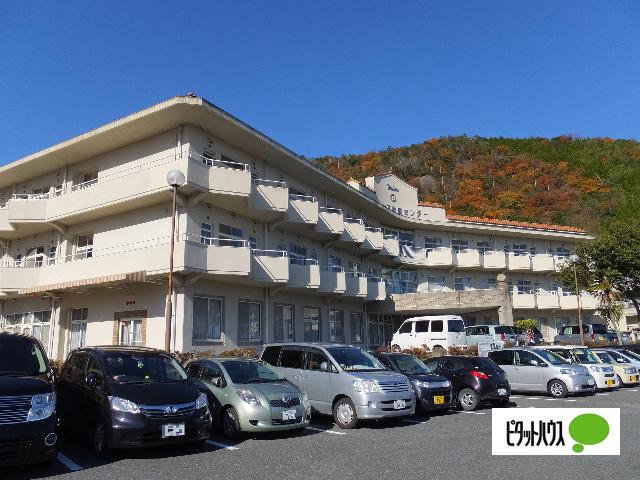 公益財団法人近江兄弟社ヴォーリズ記念病院：929m
