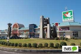 フレンドマート能登川店：454m