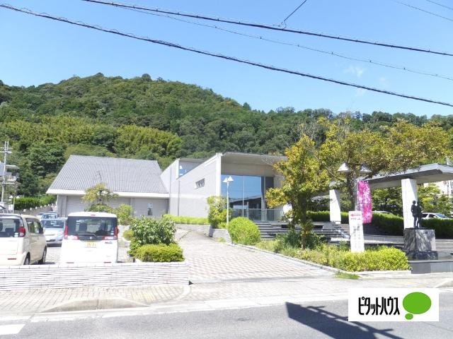 近江八幡市立図書館：2650m