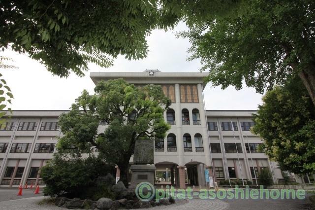 長浜市立長浜小学校：884m