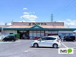 フレンドマート中主店：195m