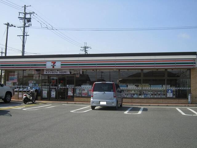 セブンイレブン　近江八幡駅東店：350m