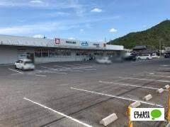 ウエルシア野洲小篠原店：619m
