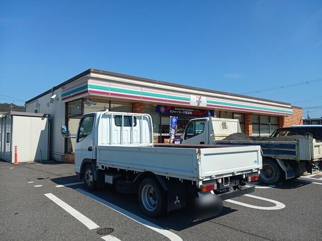 セブンイレブン八日市小脇店様：390m