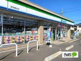 ファミリーマート野洲冨波店：475m