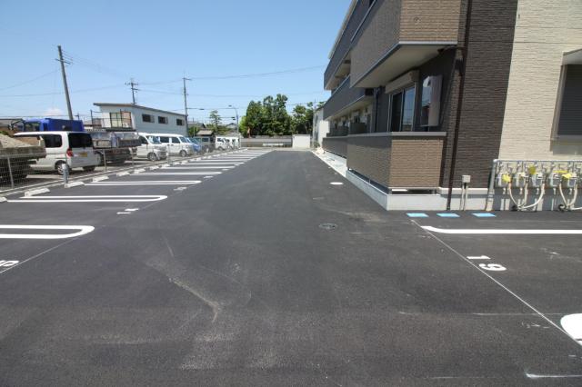 ベルエール地福寺 駐車場