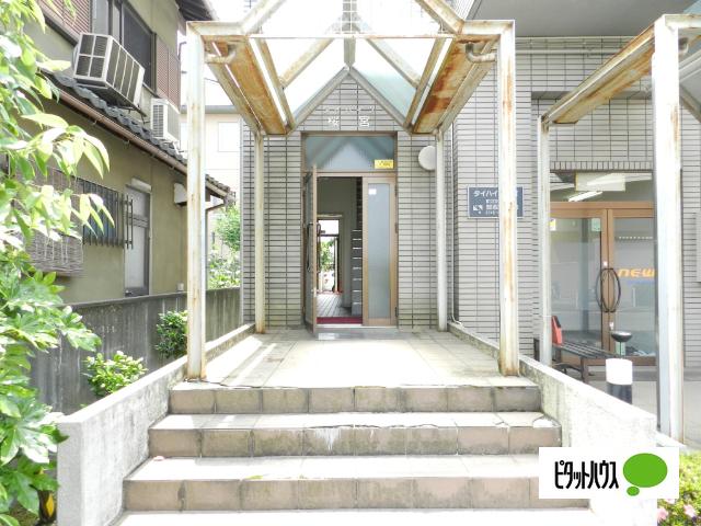 近江八幡市桜宮町マンション エントランス